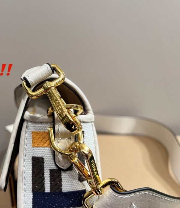 FENDI BAGUETTE MULTICOLOUR CANVAS BAG WITH FF EMBROIDERY 26CM - Image 8