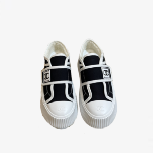 CHANEL WHITE CC CAP TOE SLIPON SNEAKER BLACK