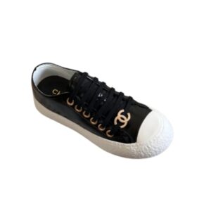 CHANEL WOMEN’S SNEAKERS CC TRAINERS IN BLACK