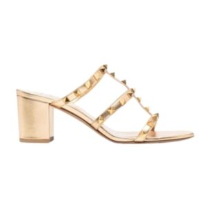 VALENTINO GARAVANI ROCKSTUD CAGED METALLIC LEATHER SLIDE SANDALS GOLD