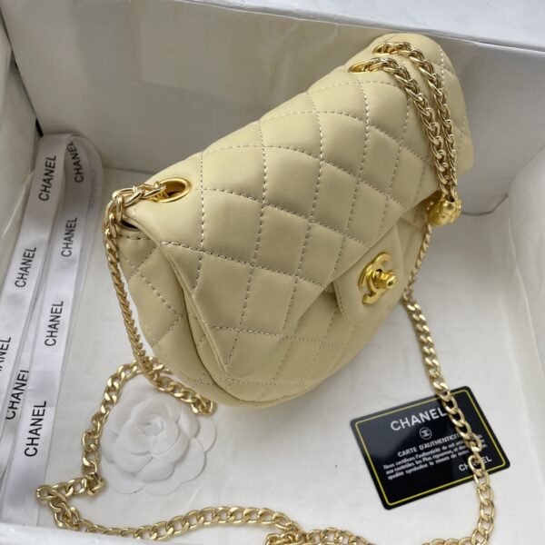 CHANEL MINI FLAP BAG - Image 2