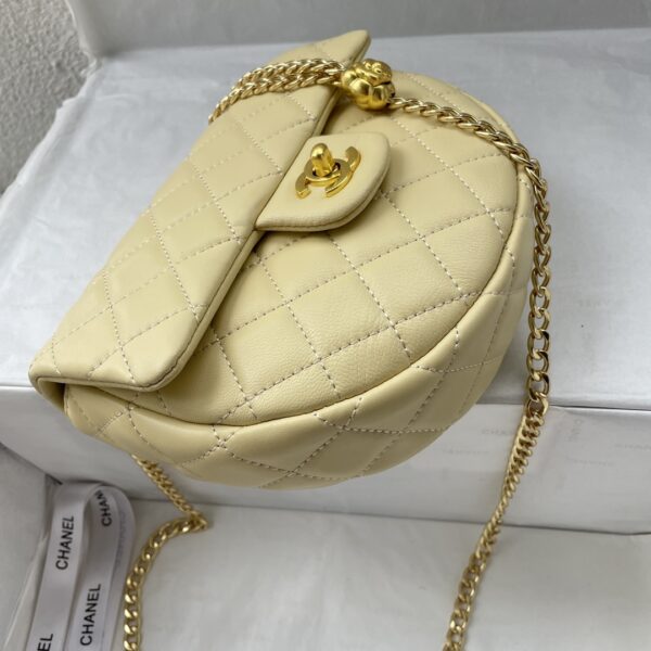CHANEL MINI FLAP BAG - Image 6