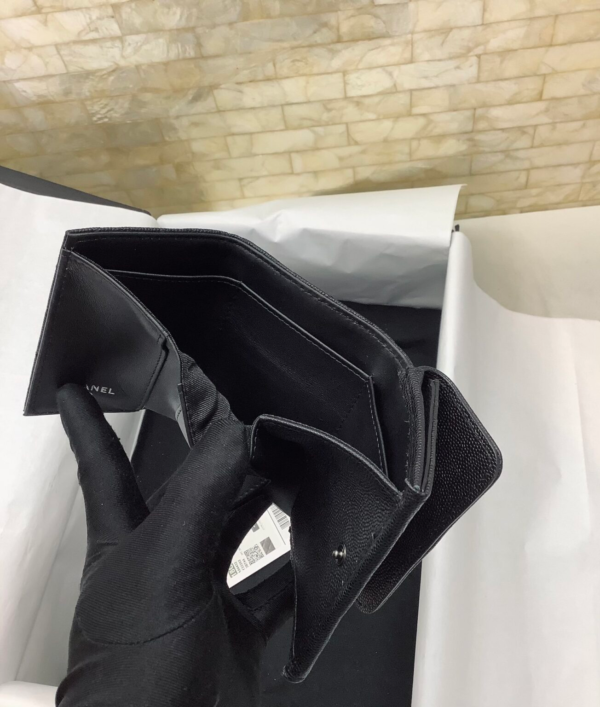 CHANEL BOY CLASSIC WALLET BLACK SILVER - Image 6