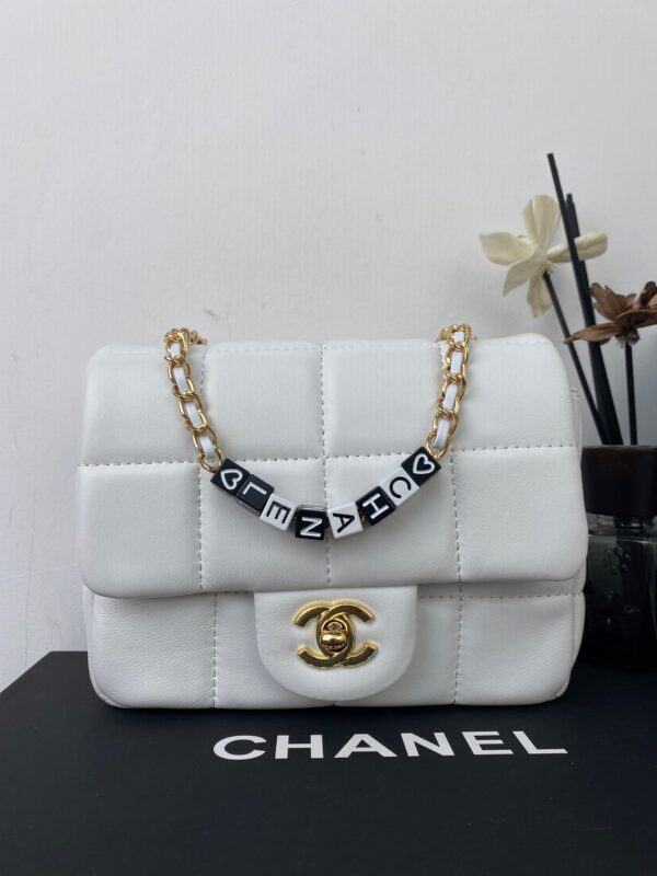 CHANEL MINI FLAP BAG WHITE 17CM - Image 2
