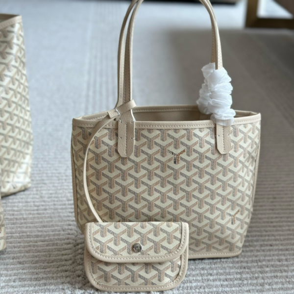 GOYARD ANJOU TOTE MINI - Image 8