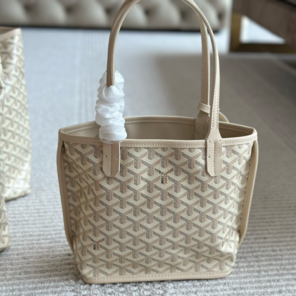 GOYARD ANJOU TOTE MINI - Image 3
