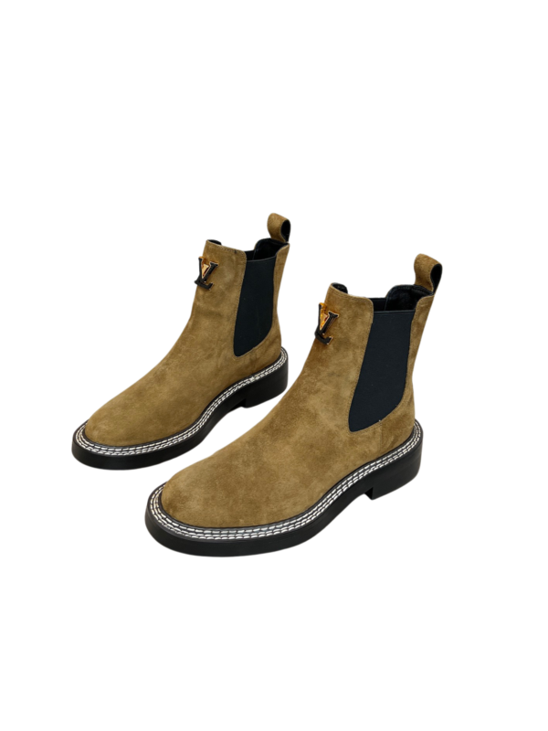 LV WOMEN’S BOOTS