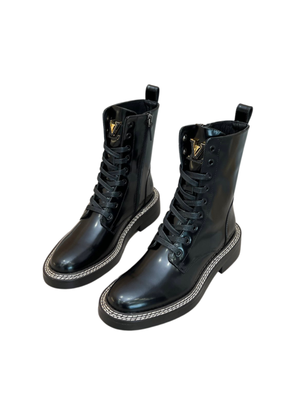 LV WOMEN’S BOOTS