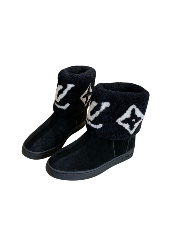 LV WOMEN’S BOOTS