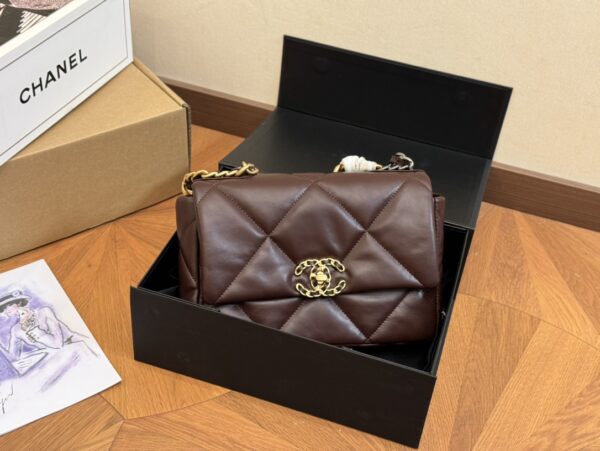 CHANEL 19 DESIGNER HANDBAGS FOR WOMEN 25CM - Image 9