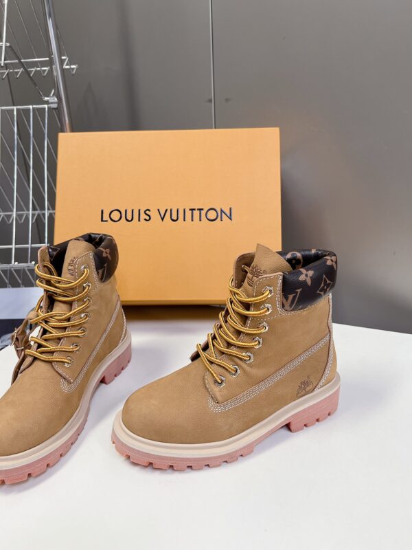 LV WOMEN'S BOOTS - Image 4