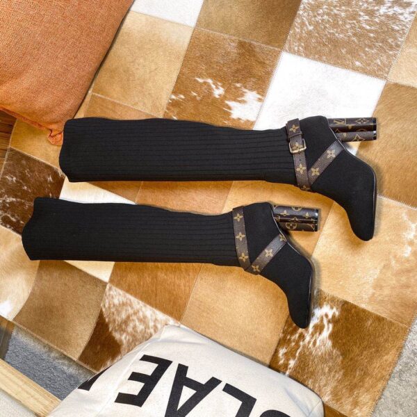 LV WOMEN’S BOOTS - Image 3