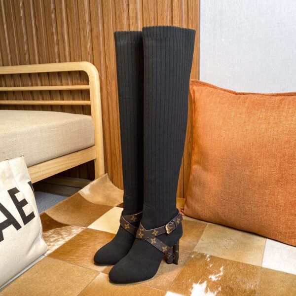 LV WOMEN’S BOOTS - Image 7