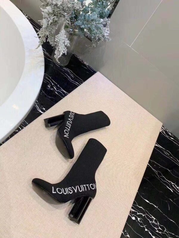 LV WOMEN’S BOOTS - Image 6