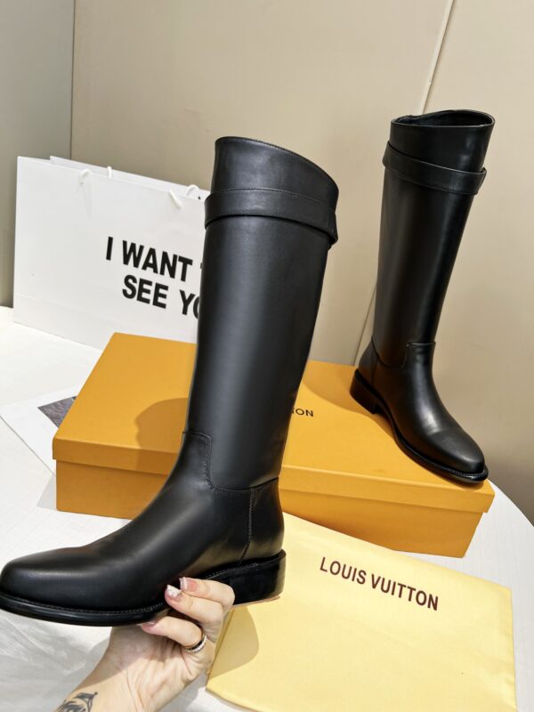 LV WOMEN’S BOOTS - Image 3