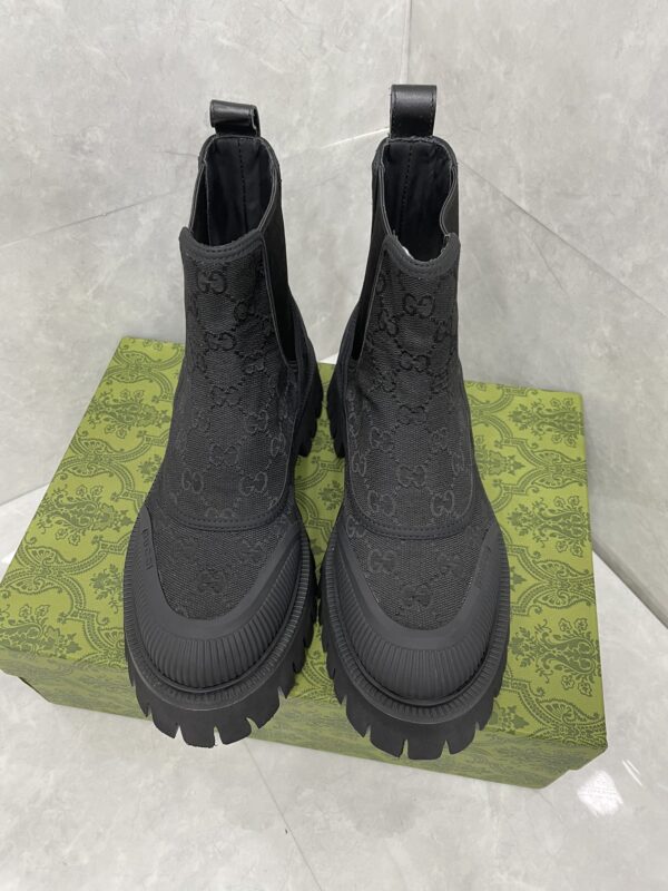 GUCCI WOMEN’S BOOTS - Image 4