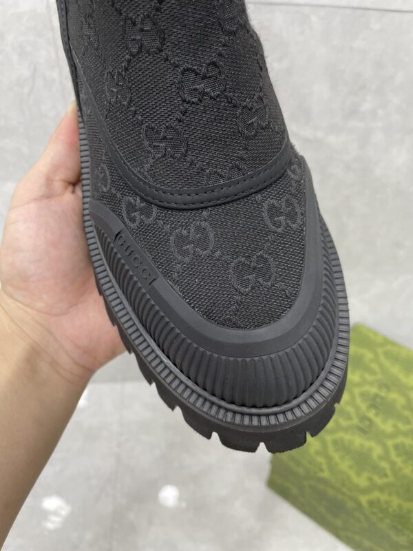 GUCCI WOMEN’S BOOTS - Image 7