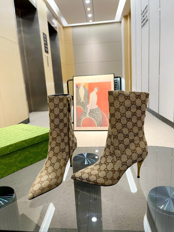 GUCCI WOMEN’S BOOTS - Image 4