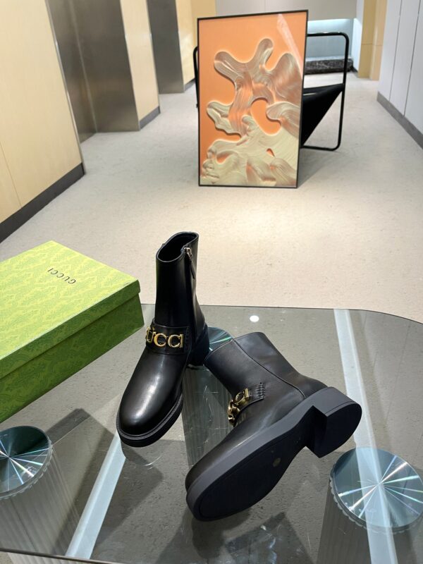 GUCCI WOMEN’S BOOTS - Image 3