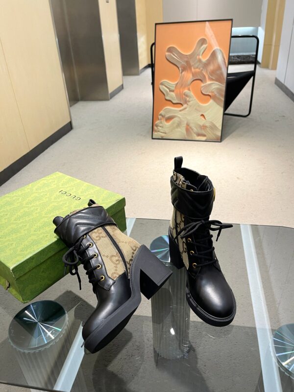 GUCCI WOMEN’S BOOTS - Image 8