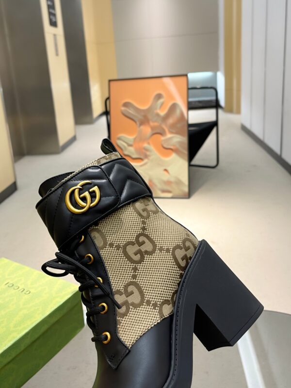 GUCCI WOMEN’S BOOTS - Image 6
