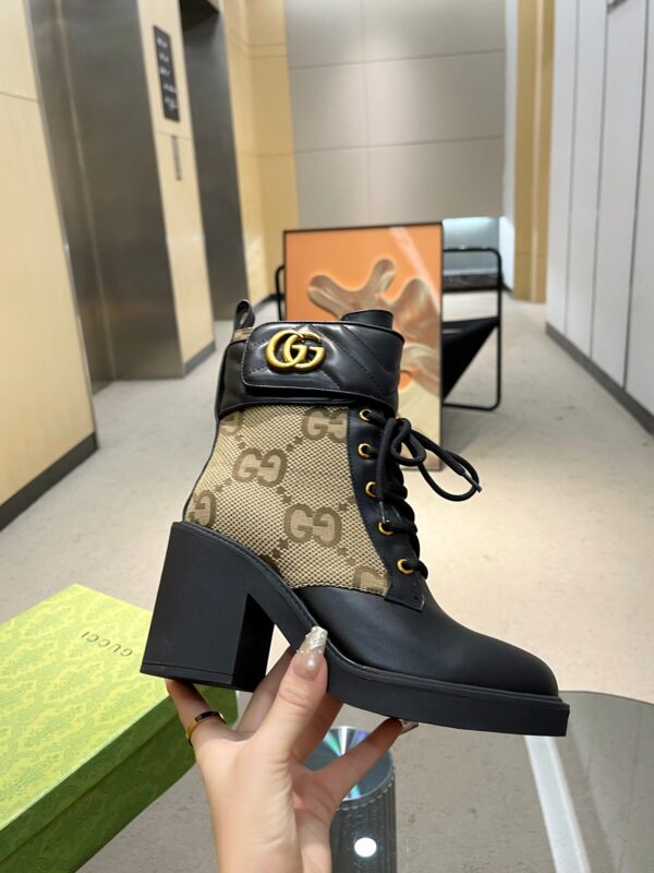 GUCCI WOMEN’S BOOTS - Image 2