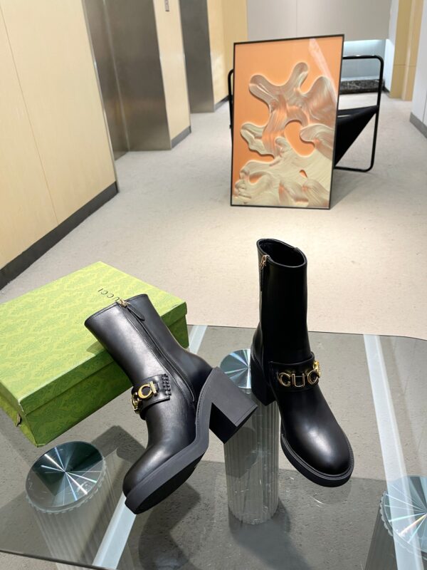 GUCCI WOMEN’S BOOTS - Image 3