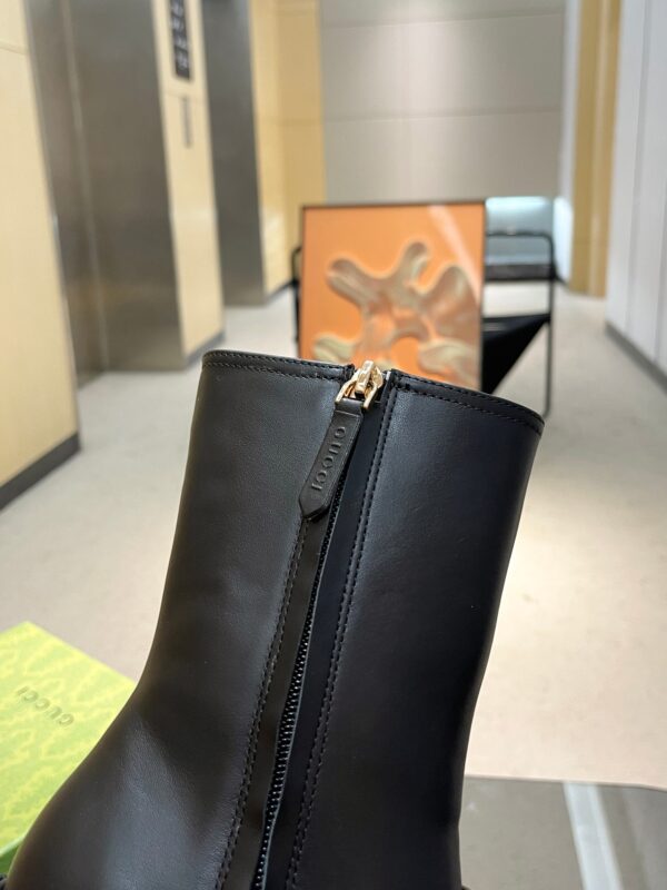 GUCCI WOMEN’S BOOTS - Image 10