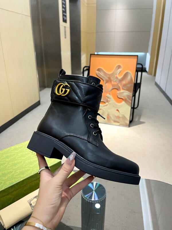 GUCCI WOMEN’S BOOTS - Image 8