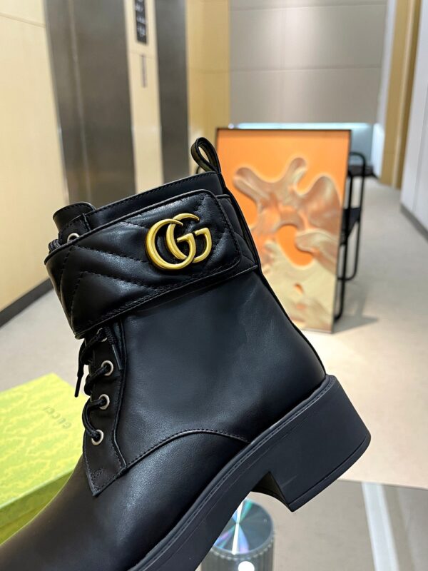 GUCCI WOMEN’S BOOTS - Image 9