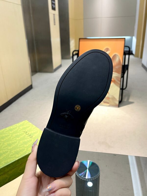 GUCCI WOMEN’S BOOTS - Image 10