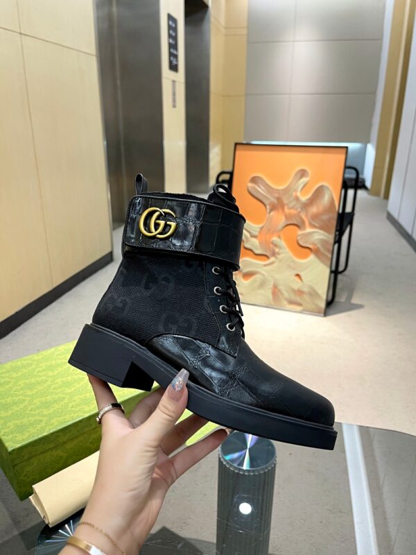 GUCCI WOMEN’S BOOTS - Image 7