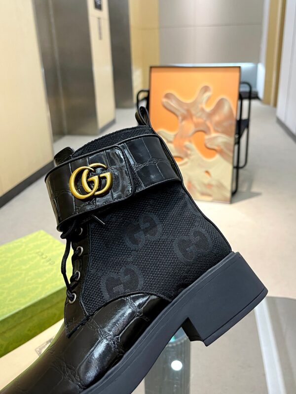 GUCCI WOMEN’S BOOTS - Image 10