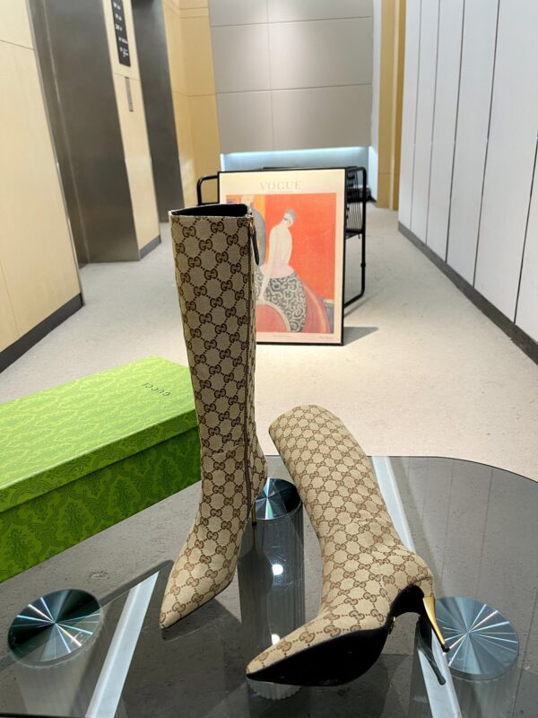 GUCCI WOMEN’S BOOTS - Image 3