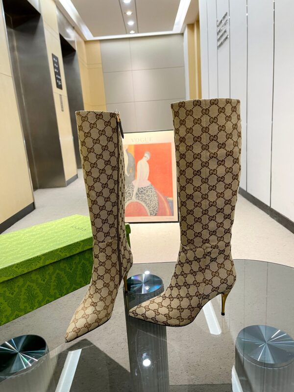 GUCCI WOMEN’S BOOTS - Image 4