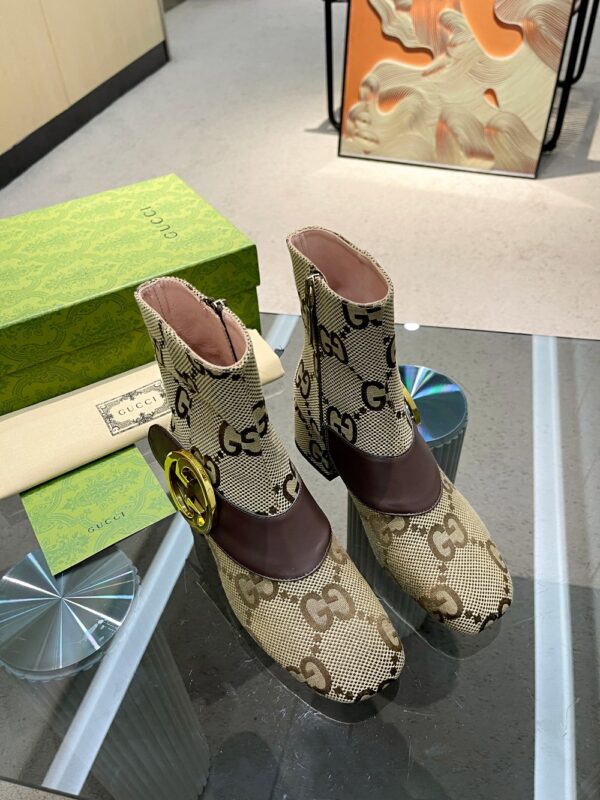 GUCCI WOMEN’S BOOTS - Image 9