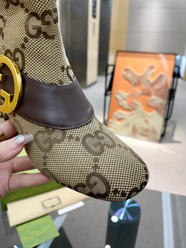 GUCCI WOMEN’S BOOTS - Image 10