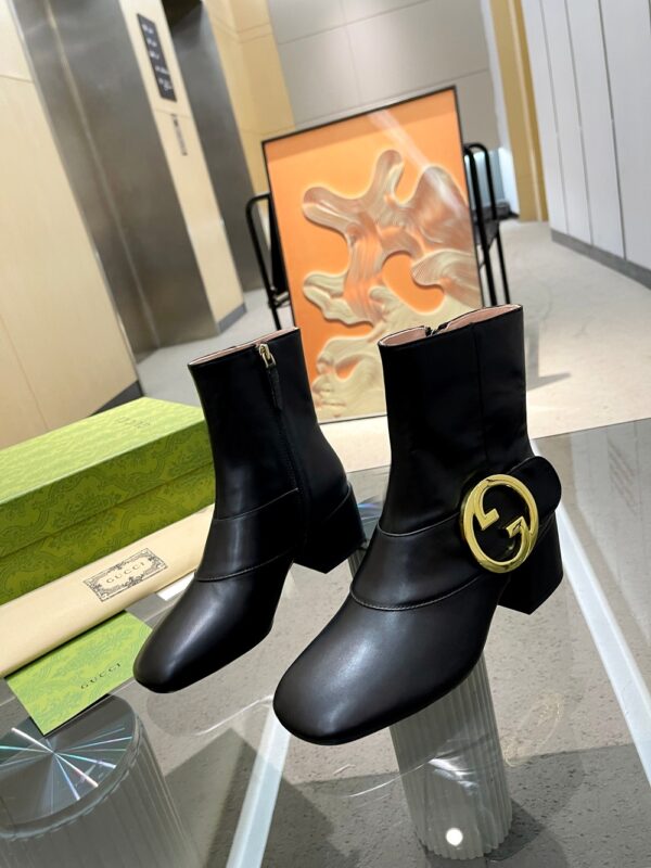 GUCCI WOMEN’S BOOTS - Image 9