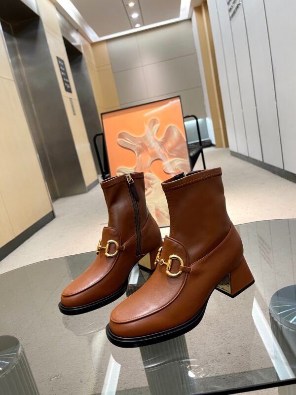 GUCCI WOMEN’S BOOTS - Image 3