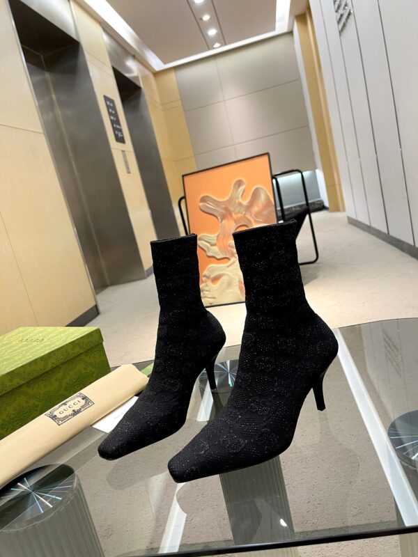 GUCCI WOMEN’S BOOTS - Image 10
