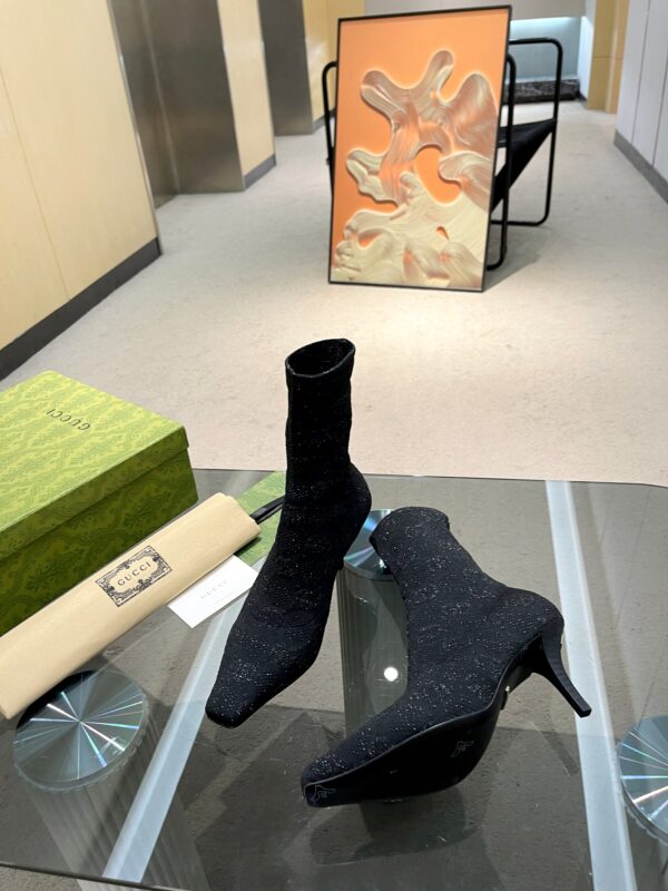 GUCCI WOMEN’S BOOTS - Image 8