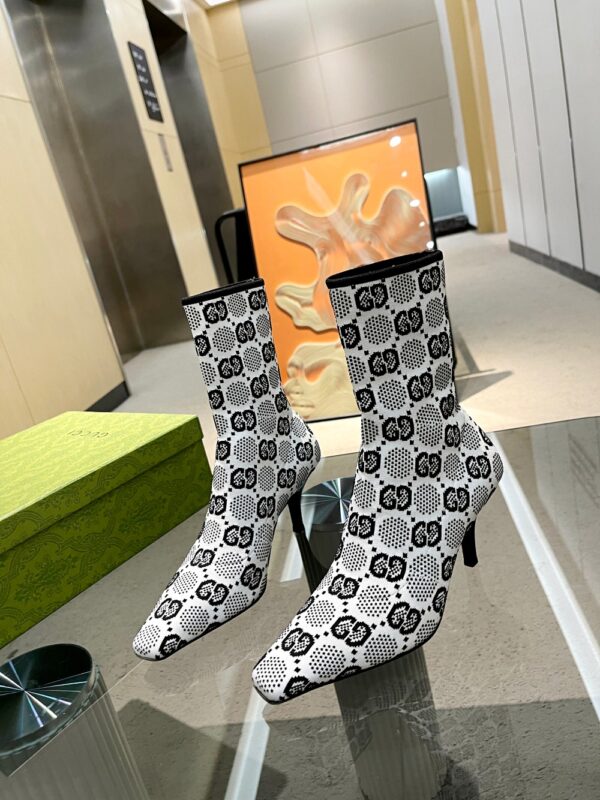 GUCCI WOMEN’S BOOTS - Image 10