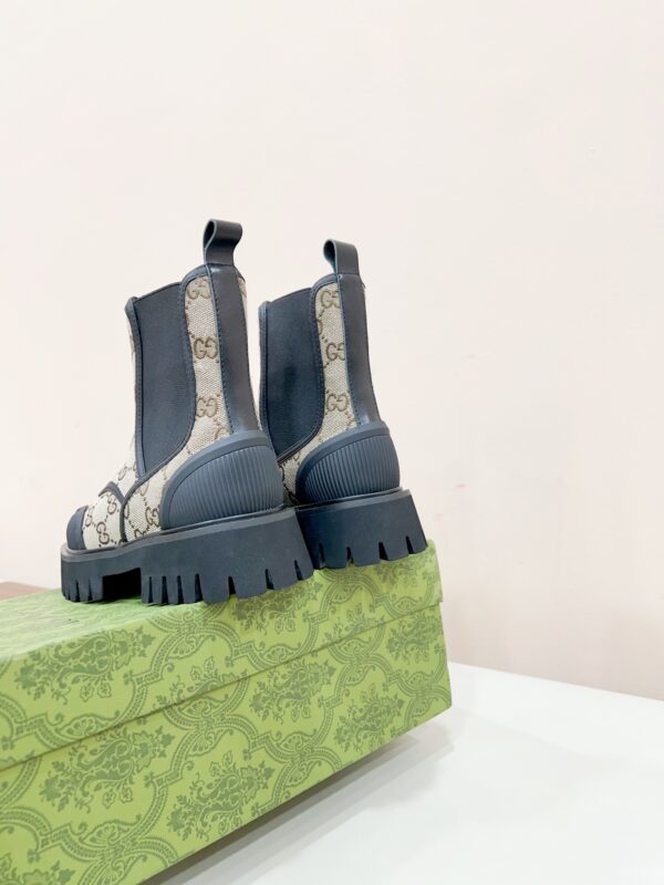 GUCCI WOMEN’S BOOTS - Image 2