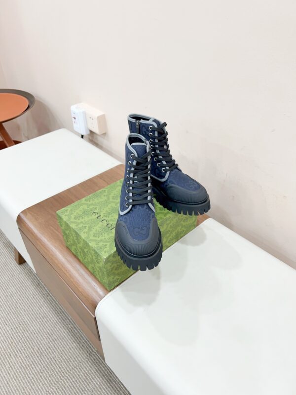 GUCCI WOMEN’S BOOTS - Image 10