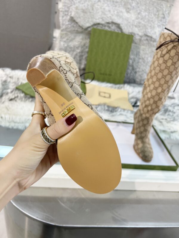 GUCCI WOMEN’S BOOTS - Image 9