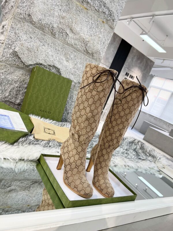 GUCCI WOMEN’S BOOTS - Image 6