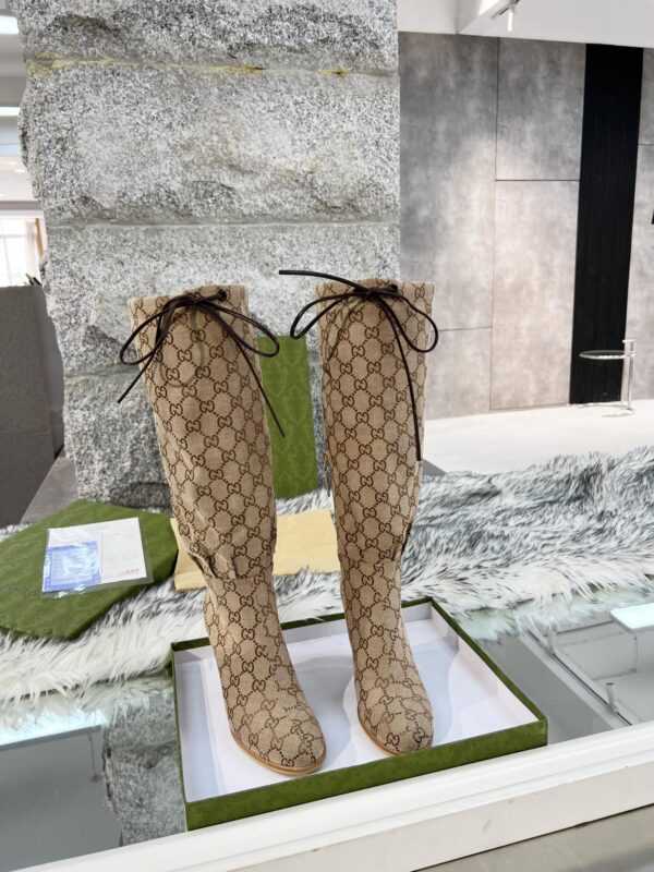 GUCCI WOMEN’S BOOTS - Image 5