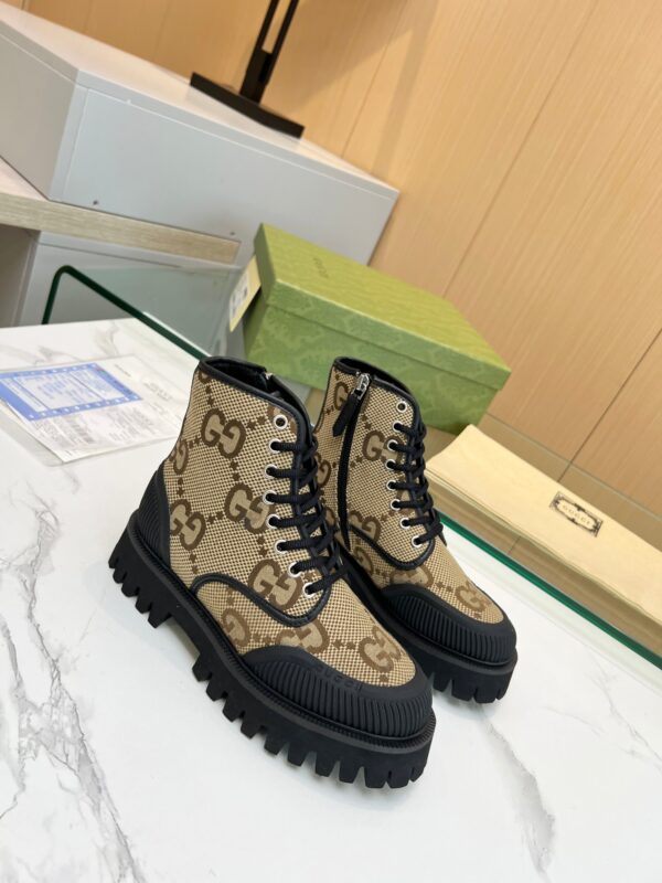 GUCCI WOMEN’S BOOTS - Image 3