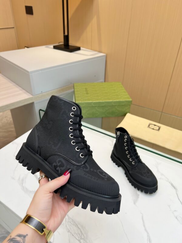 GUCCI WOMEN’S BOOTS - Image 10