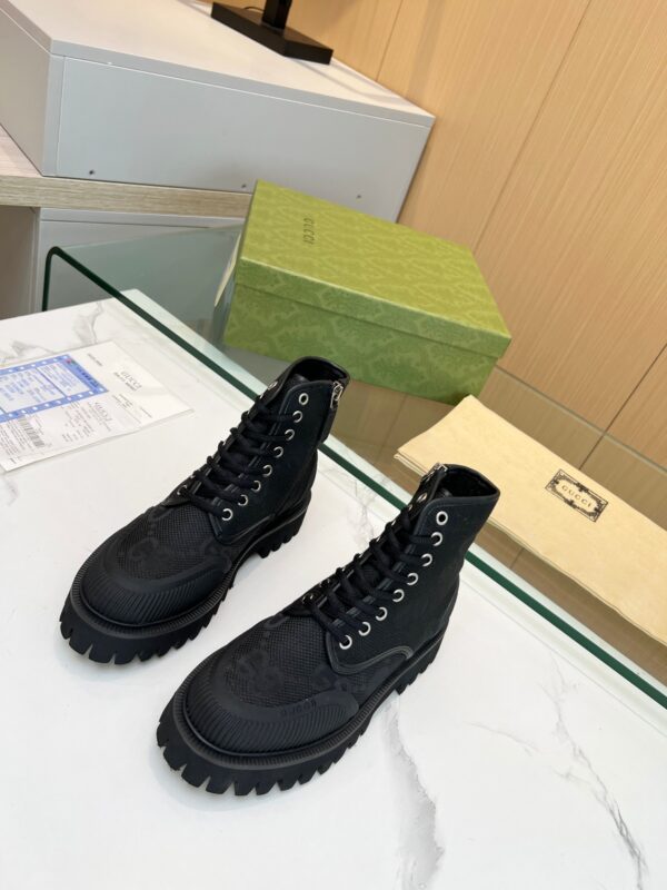 GUCCI WOMEN’S BOOTS - Image 8